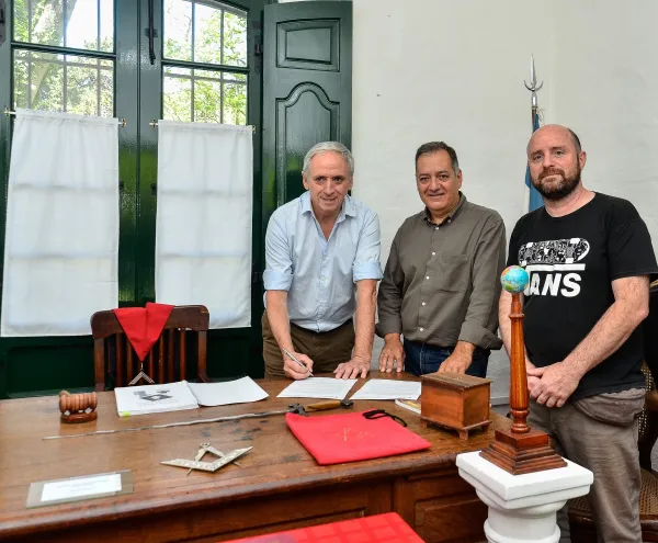 2025_11_11_22_49_00_9887287