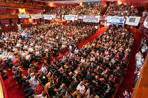 2025_12_01_20_00_48_1518458