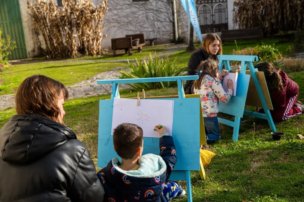 b19c1a03-247e-4fa6-9ebf-73b2535fecff