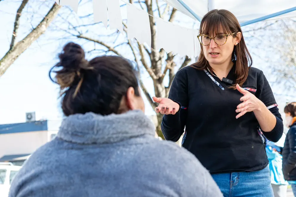 2edcbdb9-ba8e-4d13-bc2b-65415369ecb1