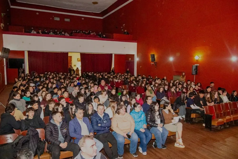 0028ebae-4516-4322-a88f-e030422e6c55