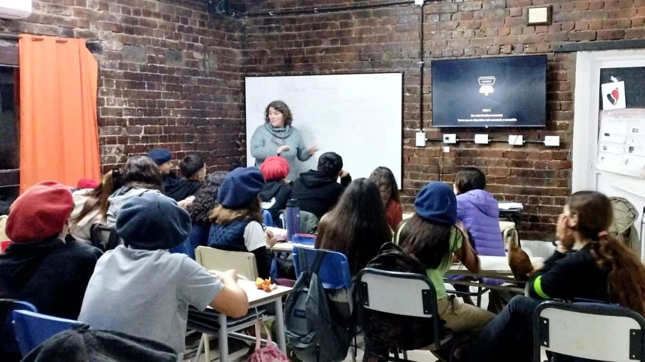 9ca9d001-3109-42b1-a6a5-7bc934b7d50c