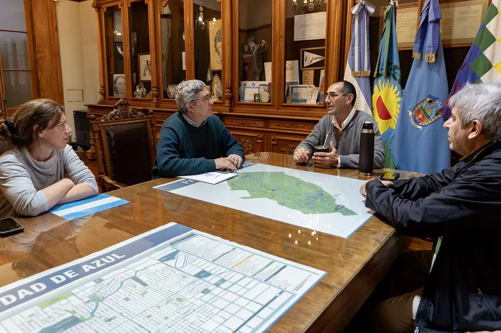 2025-07-08-reunion-con-Ministro-Rodriguez-01foto-Lucas-Tedesco