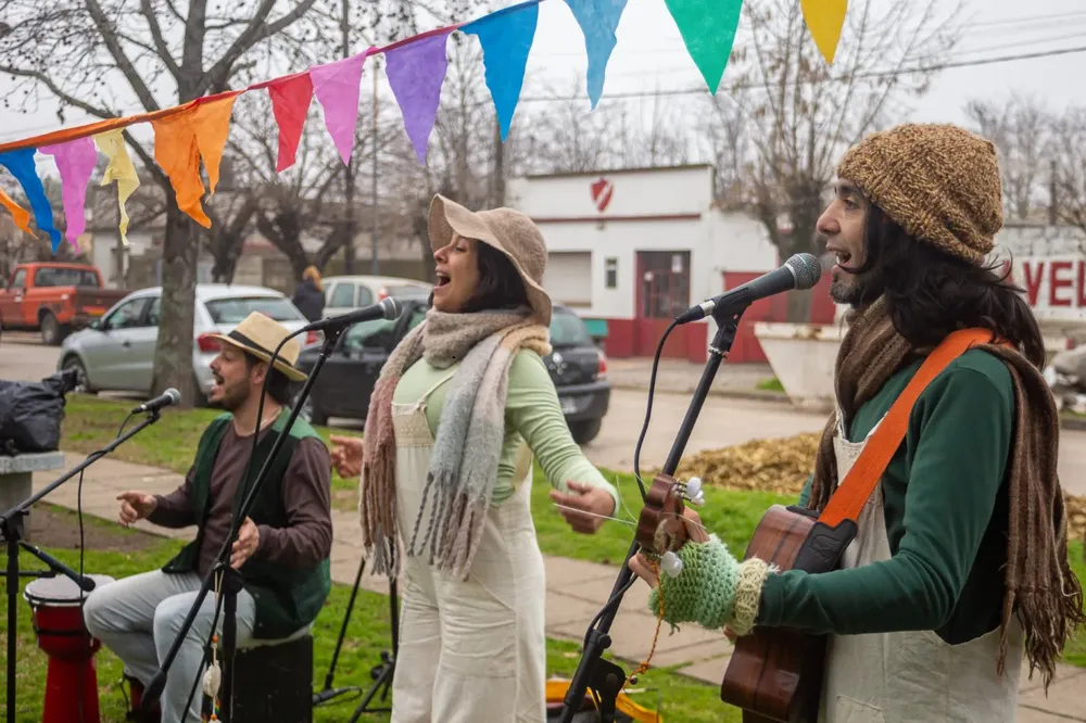 7a1dfa84-10ed-4a6d-a12f-498289c1c894