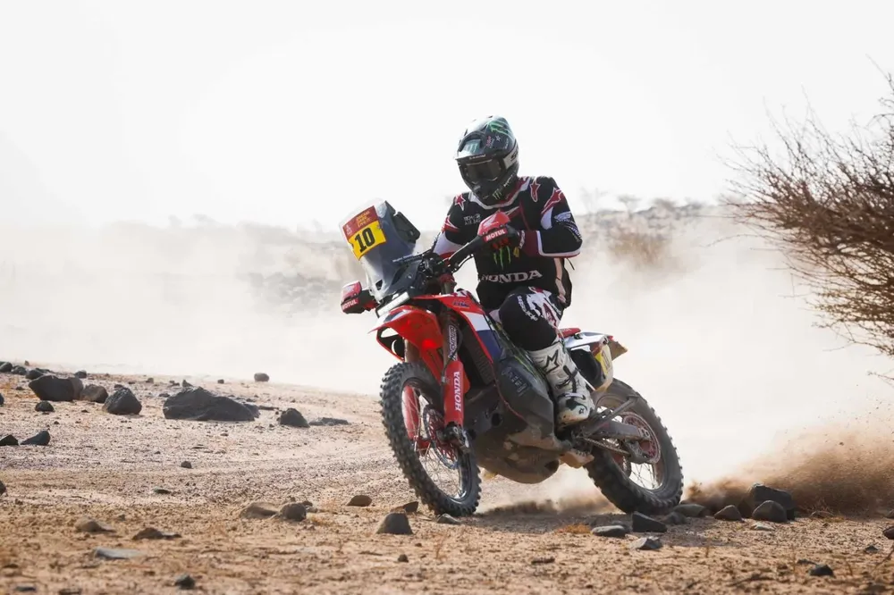 260115-Dakar-Howes-1536x1023