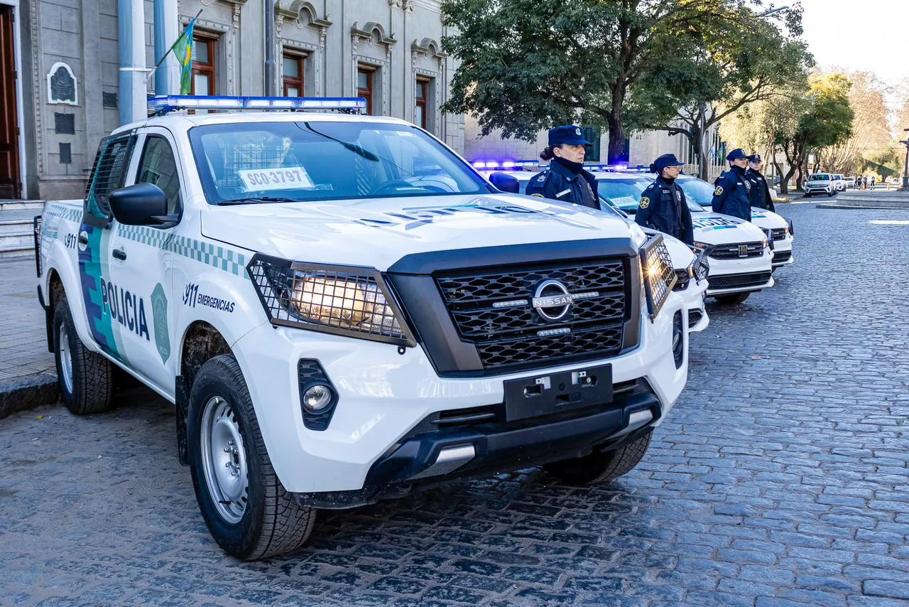 1e25ad34-acef-48f9-b7bb-390ae352f4d2