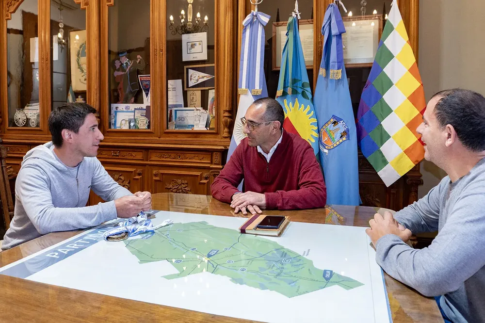 2025-09-22-recibimiento-a-medallista-01foto-Lucas-Tedesco-1