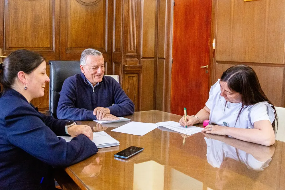 b58695a1-1a88-4998-83cf-efa05029b39a