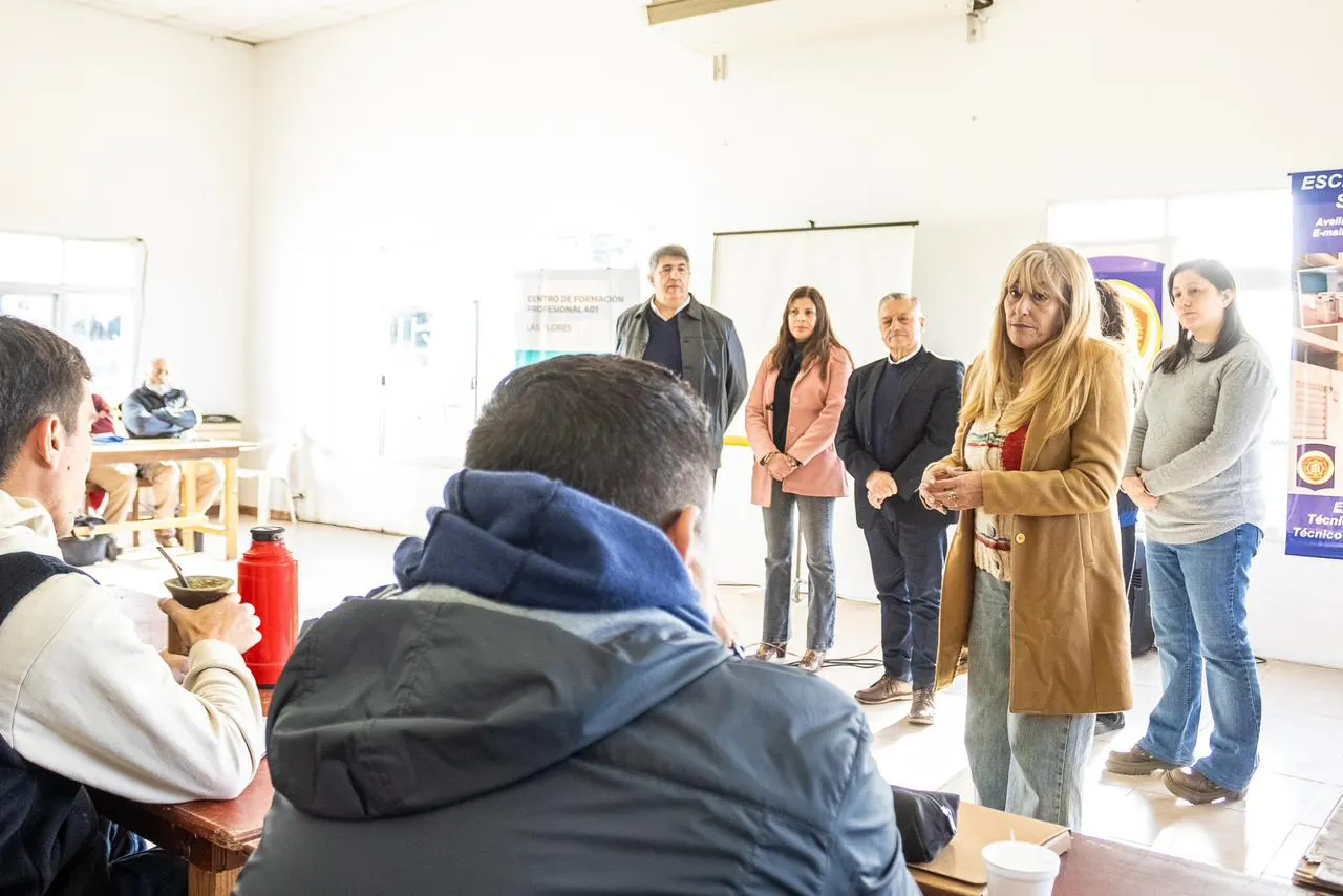 6d1315dc-8685-4d29-a046-dbae27782f1b