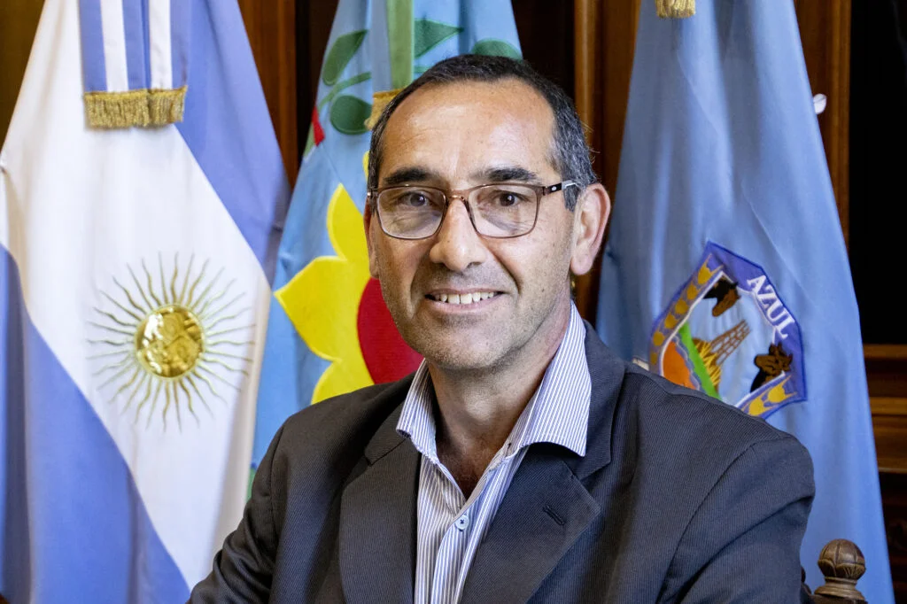 2024-03-05-Intendente-Nelson-Sombra-01foto-Lucas-Tedesco-1024x682