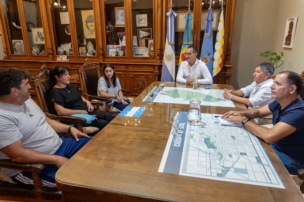 2026-03-09-reunion-con-deportista-Bohn-01foto-Lucas-Tedesco