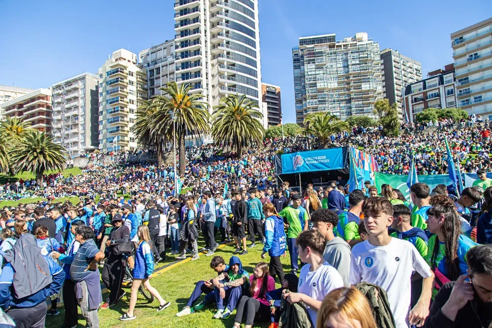 99d01d87-1f9c-4afb-87c4-c7ba4d0c99b1