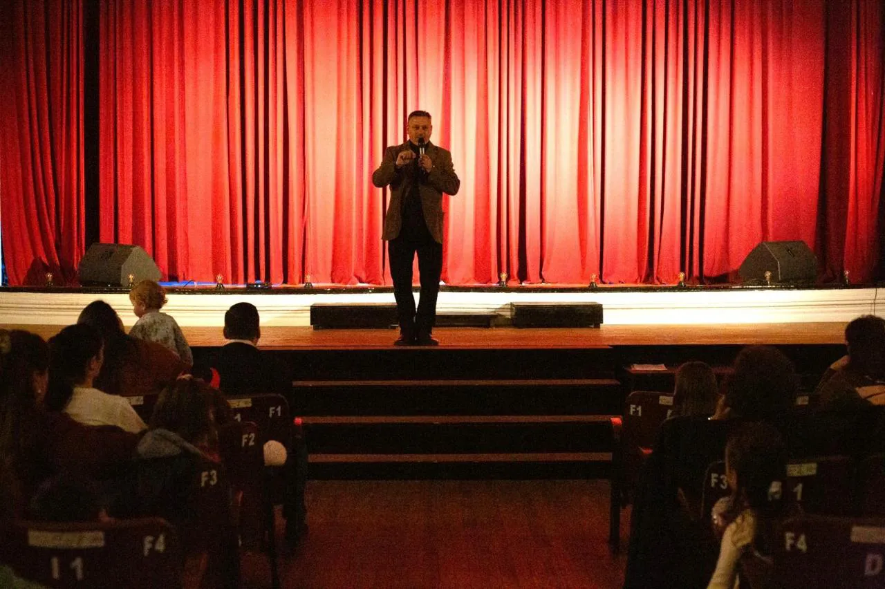 e199f823-4382-4c26-911d-4c21015ce270