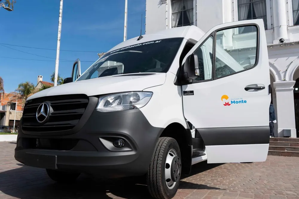 531157987_1185075846982818_1795788916049919007_n