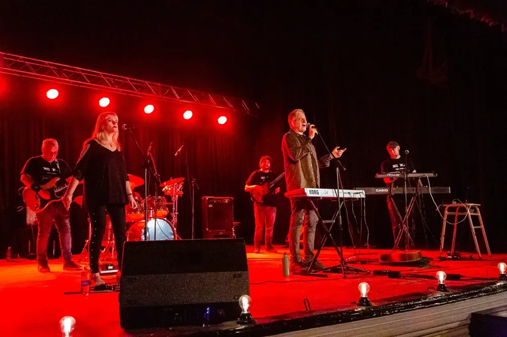 6a69b476-613b-45b6-96bc-729a6ff092ea