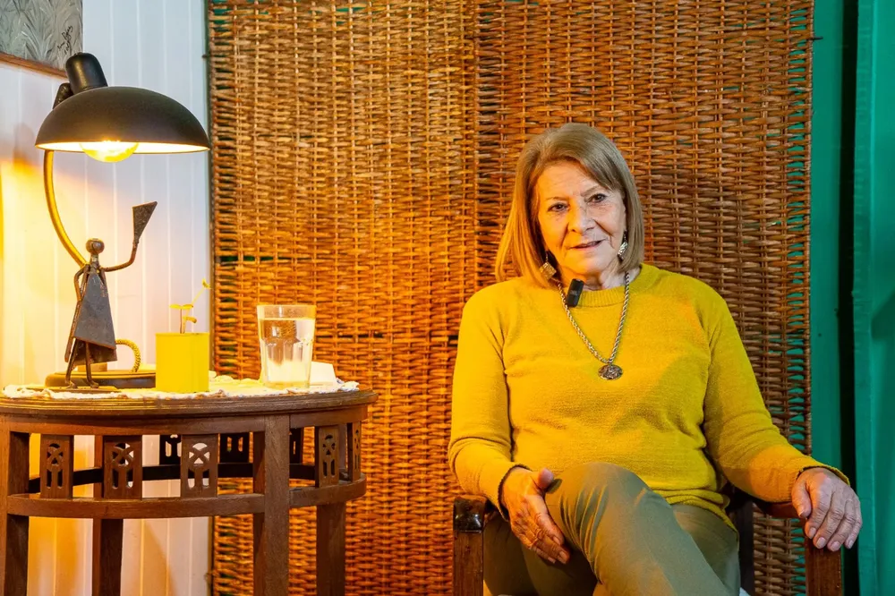 09d2a766-9c66-443a-ba8b-cd3f0966ea13