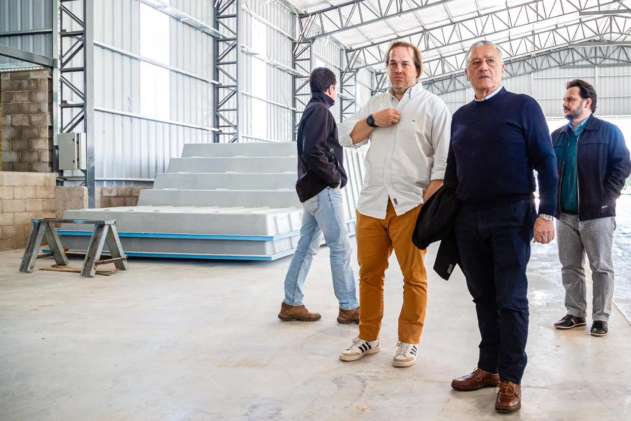 d695d96f-d58c-4800-9952-4f65e1bc6d7f (2)