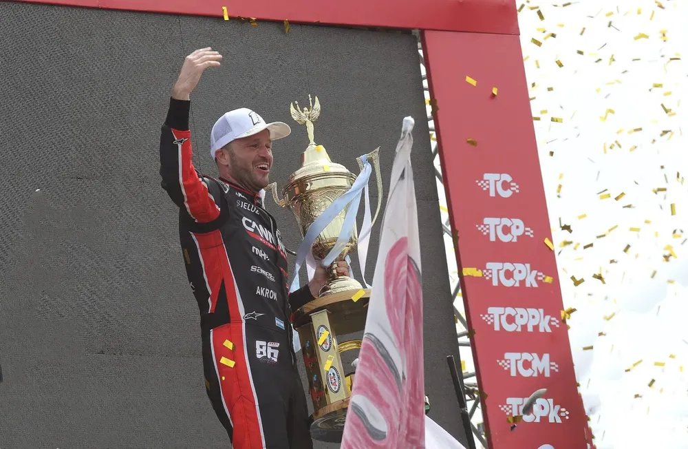 Canapino-campeon-3-1536x1002