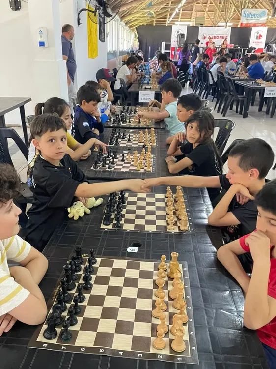 fceee936-2ebf-4f23-b3ee-3844d03eba34