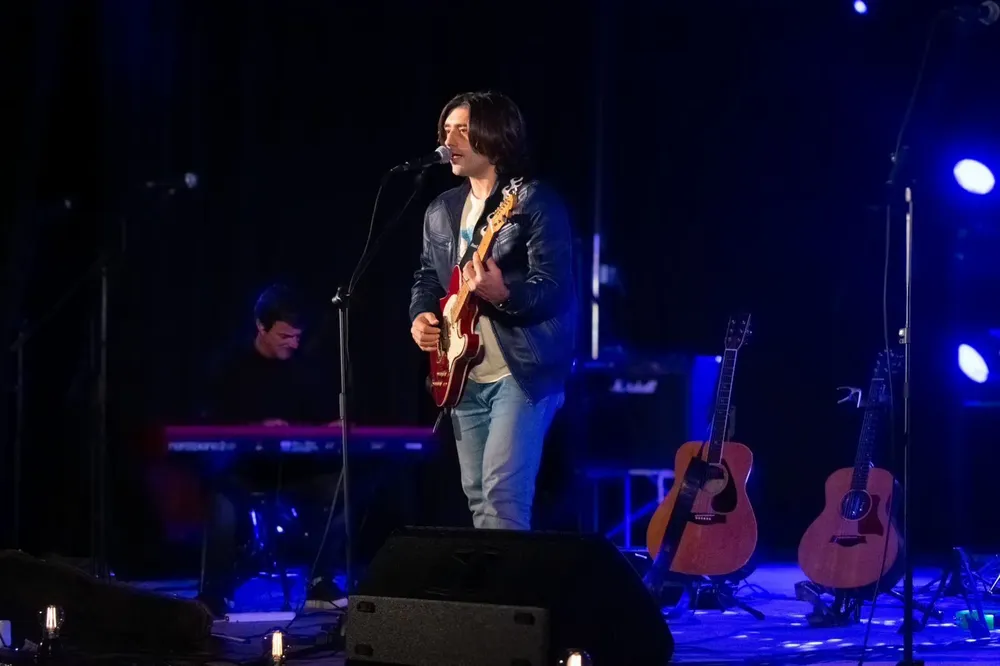 a33022d1-2f82-4672-ab01-8a73587e420a